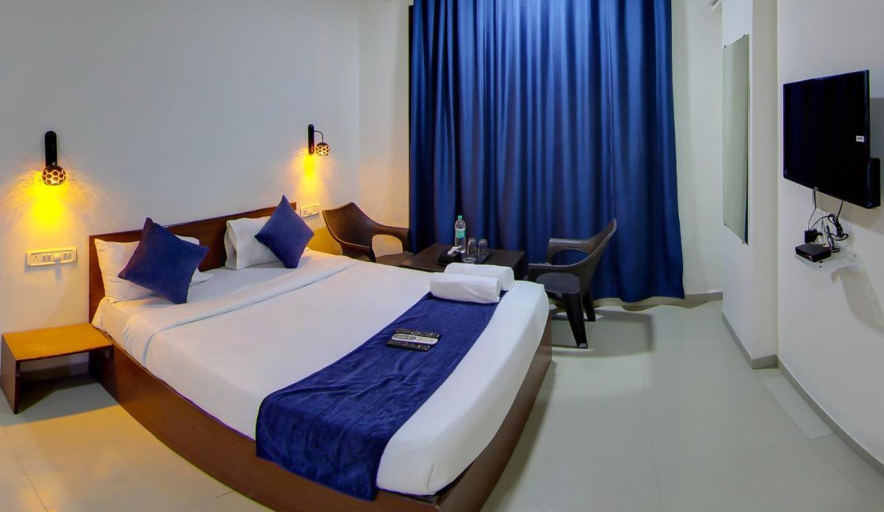 Hotel Rain Sky Inn Lonavla Exterior foto